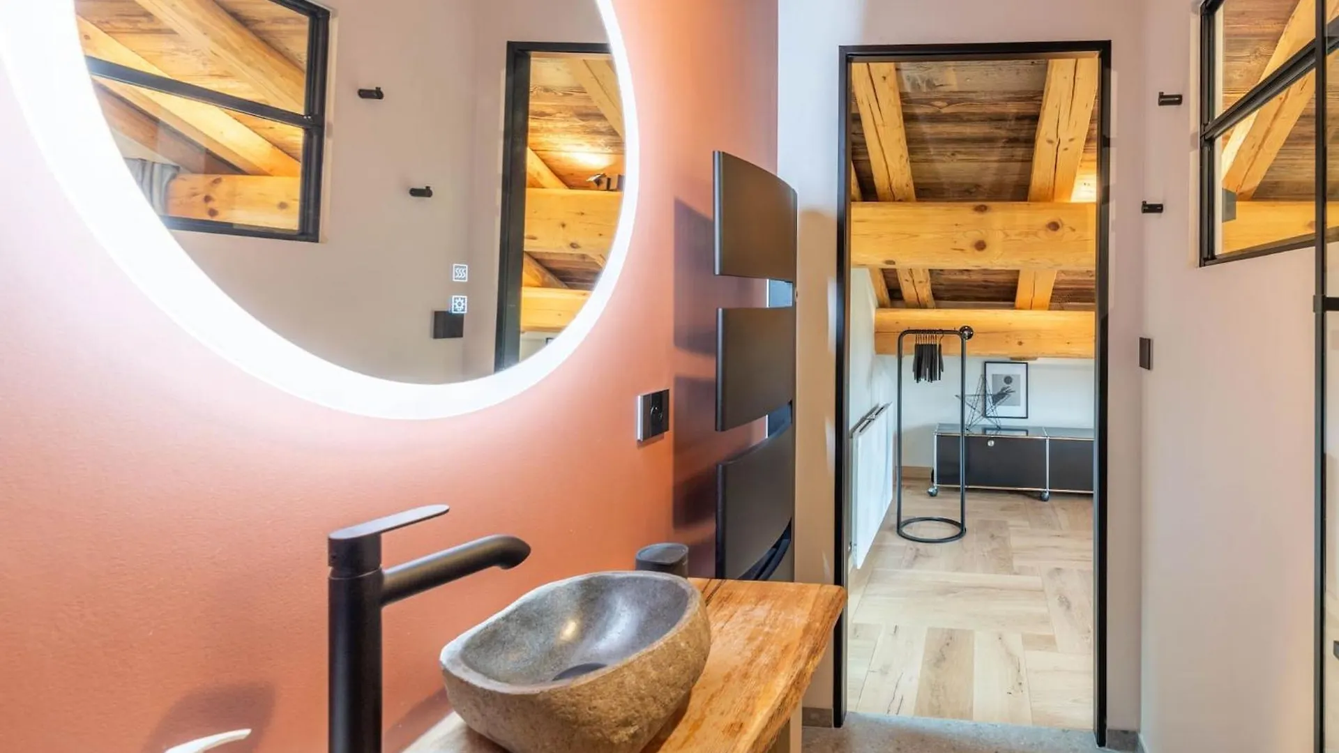 Smartstay - Chalet Felix Aux Confins 拉克吕萨